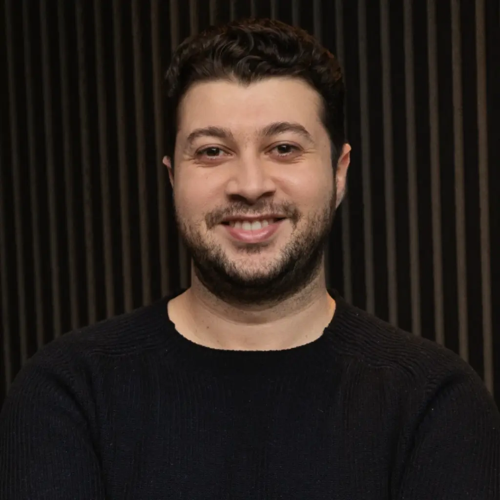 Omar  Ili Digital